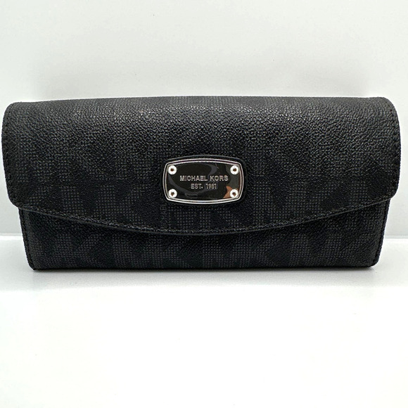 MICHAEL KORS Black Signature Wallet - Picture 10 of 10